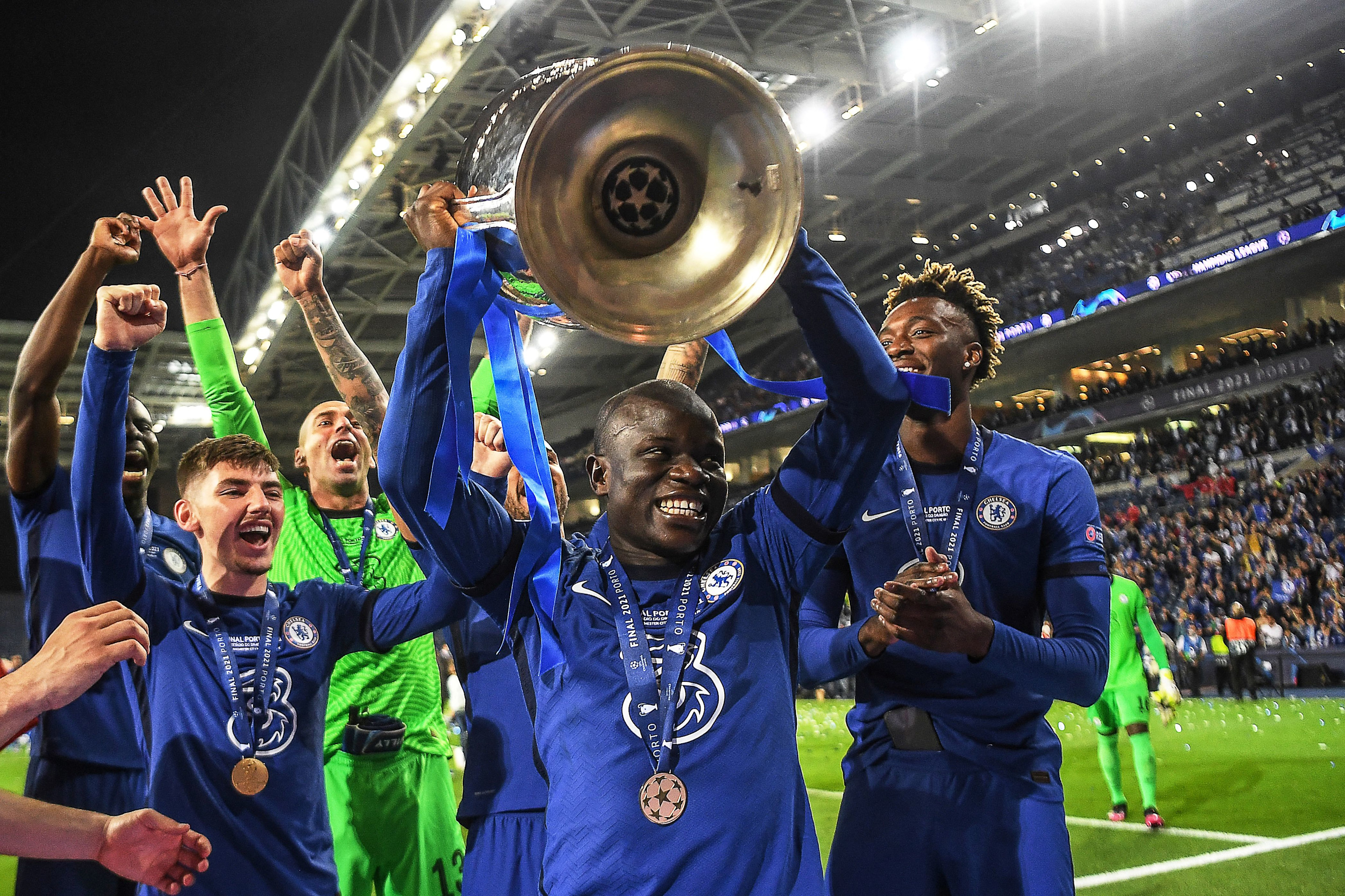 Every trophy Kante won at Chelsea! | Gallery | Official Site